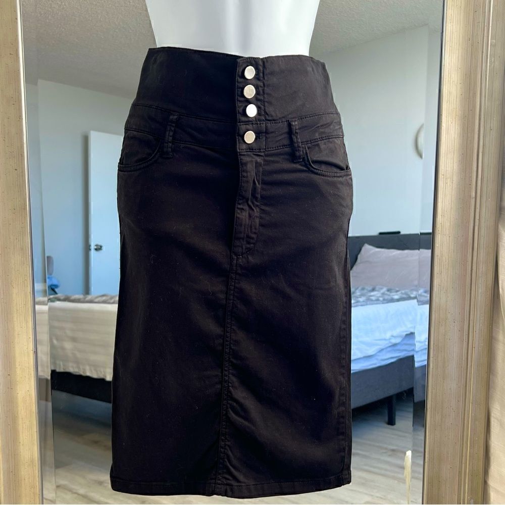 ZARA WOMAN Black High Waisted Pencil Skirt With Size S